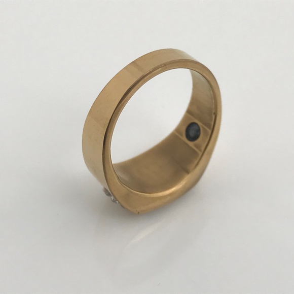 Men Ring Gold Tone Crystal Accents Fashion Jewelry - Picture 5 of 8